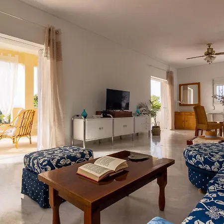펜션 House With Amazing Ocean View And Patio - Pool *