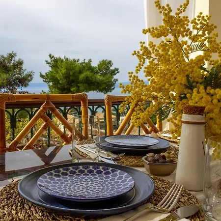Vakantiehuis House With Amazing Ocean View And Patio - Pool Porto Cheli