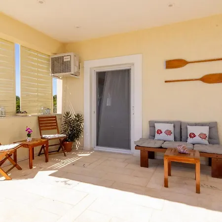 Hébergement de vacances House With Amazing Ocean View And Patio - Pool